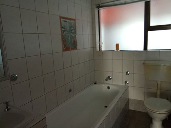 ~/upload/Lots/151711/AdditionalPhotos/6kq2dlidl2clm/4_t600x450.jpg